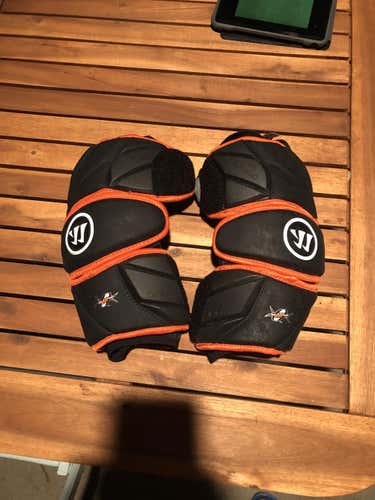 Outlaws Warrior Evo Pro Arm Pads
