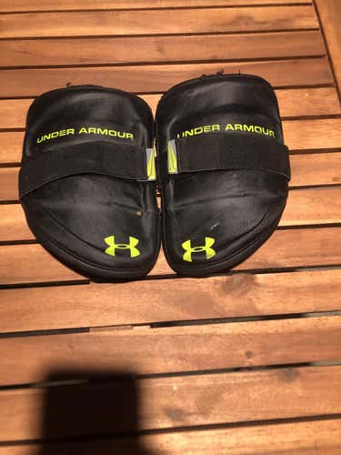 Underarmour Bicep Pads