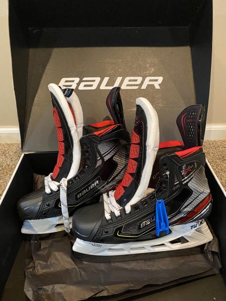 Senior Bauer Size 8 Vapor 2X Pro Hockey Skates