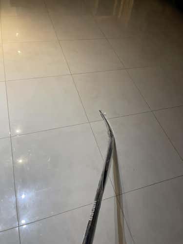 Nexus Geo Hockey Stick P92 77 Flex Right Hand