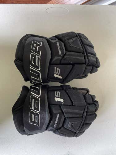 Black Senior Bauer 13"  Supreme 1S Gloves