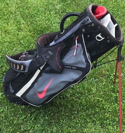 Nike vapor x golf bag