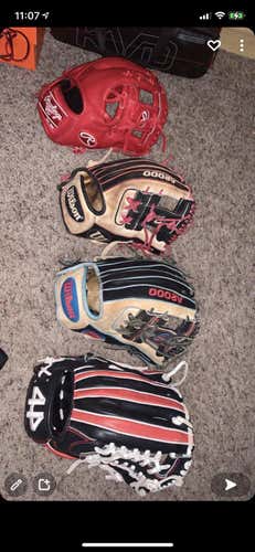 A2000 Blue Baseball Glove