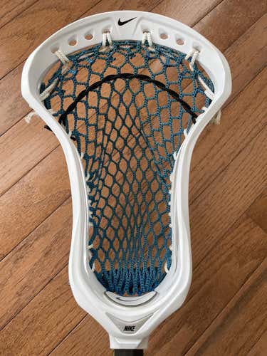 White New Strung CEO 2 Head
