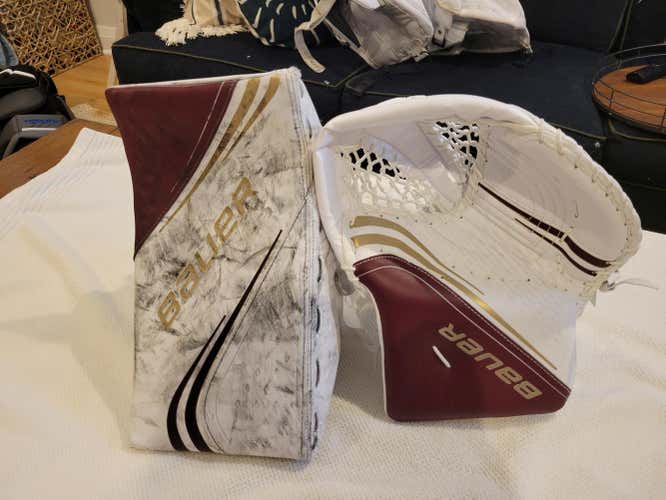 ( INT )Gold & Maroon  Vapor 2X used Blocker and New glove.