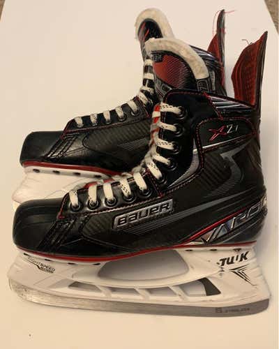 Used Bauer Regular Width  Size 7 Vapor X2.7 Hockey Skates