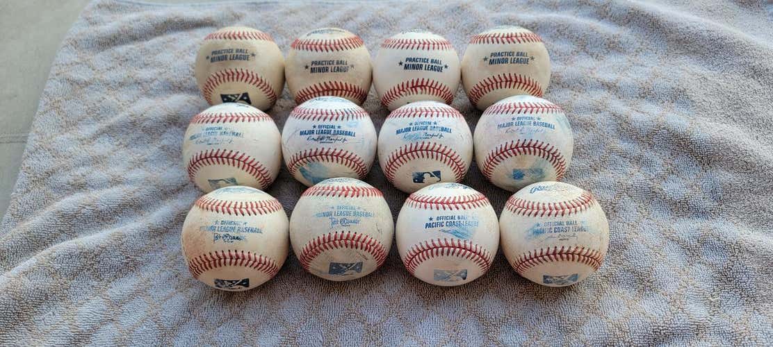 Used Rawlings Baseballs 12 Pack (1 Dozen)