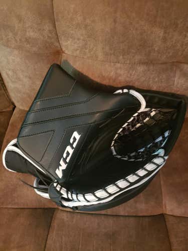 Black Used Senior CCM Regular Axis 1.9