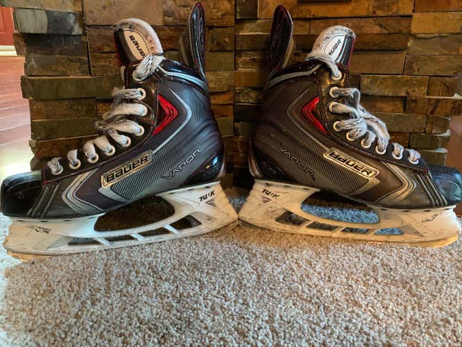 Used Bauer Regular Width Size 5 Vapor X90 Hockey Skates