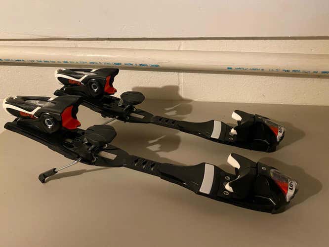 Used Look Racing Ski Bindings 80 mm Brake Width Max Din 12