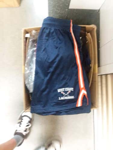 Classic West Coast Shorts (L - New)