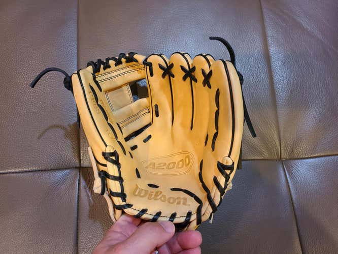 Wilson A2000 11.25" DP Fit NWOT