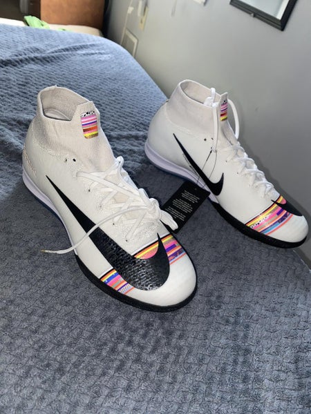 New Size 8.0 Nike Mercurial Superfly Indoor