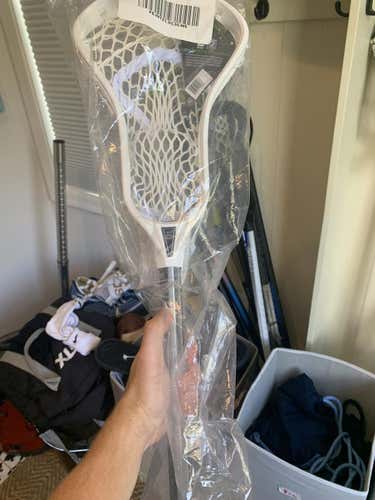 Epoch Integra Z-One Lacrosse complete stick