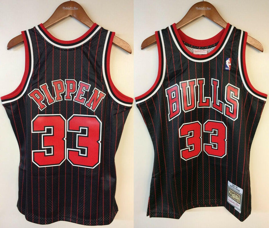 Scottie Pippen Chicago Bulls Mitchell & Ness Authentic Jersey Size 40