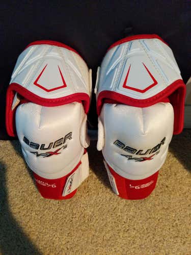 Used Senior Large Bauer Vapor APX2 Elbow Pads