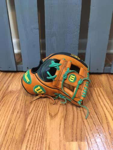 New Right Hand Throw 11.75" A2K Baseball Glove