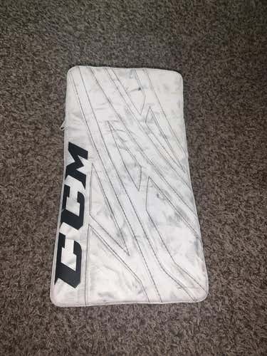 CCM Extreme Flex 4.9 Goalie Blocker
