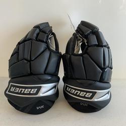 Used Bauer Vapor Xvi 14" Ice Hockey Gloves