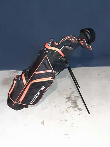 Cobra King Junior 7-Club Complete Set w/ Bag  53"-60" Player Height. Retail $350