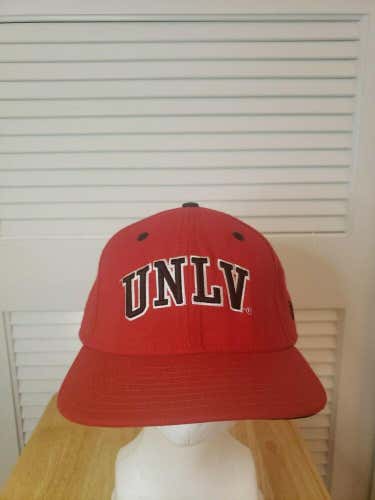 Rare Vintage UNLV Rebels New Era Tyro.001 Fitted Hat 6 7/8 NCAA