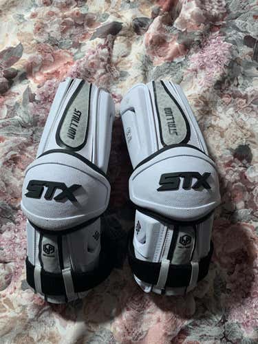 Used Medium/Large STX Stallion 500 Arm Pads