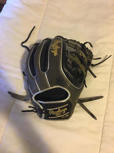 **(Slightly Used)Rawlings 11.5 Heart of the Hide pro314-2bds