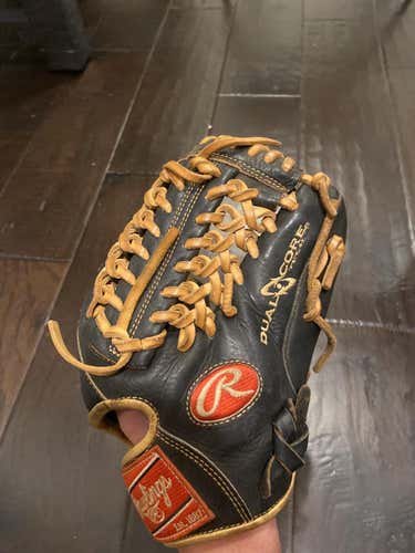 Black Used Right Hand Throw 12" Heart of the Hide Baseball Glove