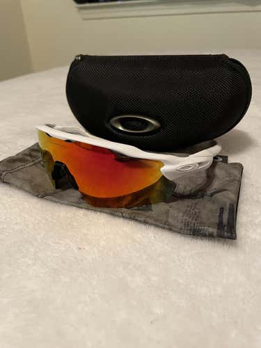 Oakley Radar EV Sunglasses Polarized