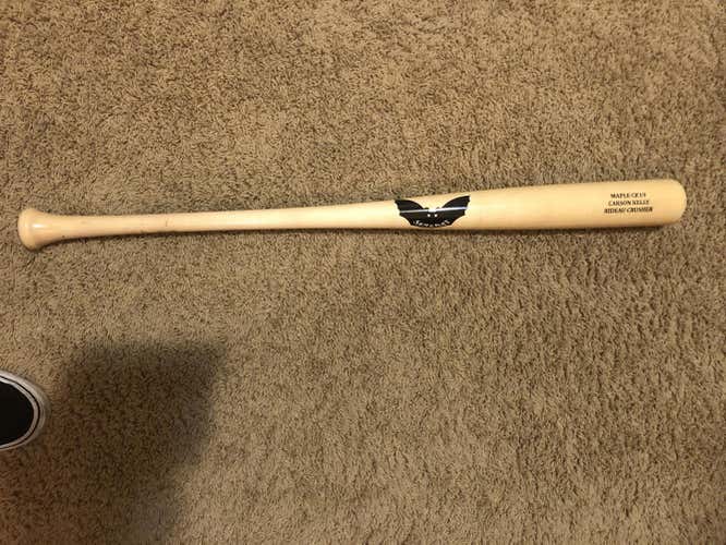 New Wood 33.5" Bat