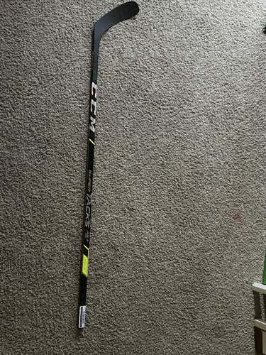 New Right Handed Mid Pattern Pro Stock Super Tacks AS3 Pro Hockey Stick