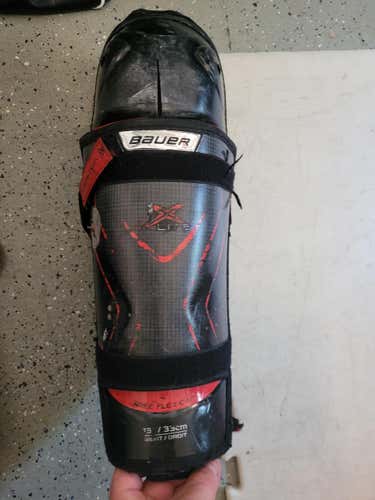 Used Junior Bauer Vapor 1X Lite Shin Pads