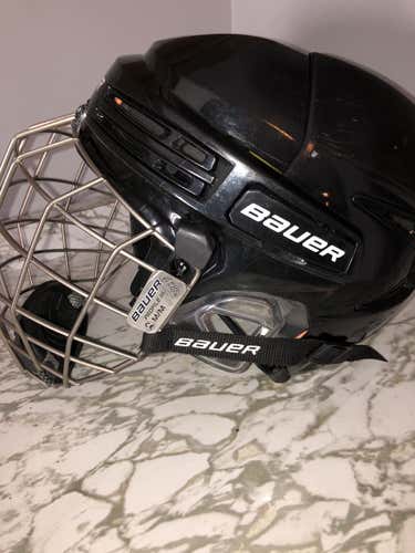Bauer hockey helmet