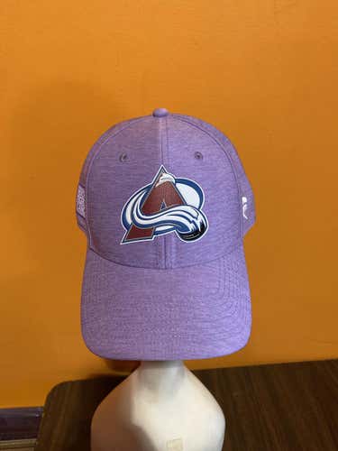 Colorado Avalanche Player Issued Fanatics Hat Hockey Fights Cancer one size fits all