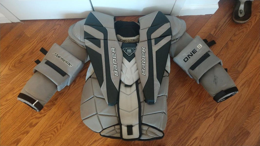 Used Senior Bauer Supreme One.9 SE Goalie Chest Protector