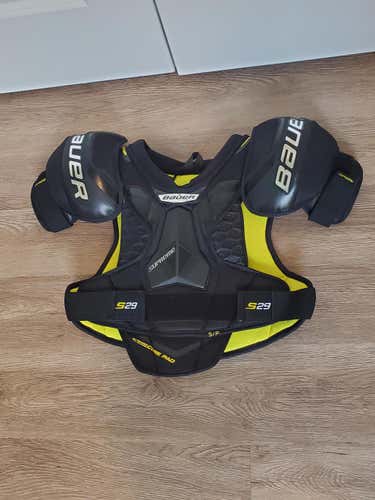 Used Senior Small Bauer Supreme S29 Shoulder Pads
