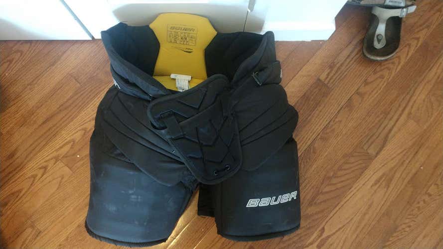 Black Used Senior Medium Bauer Supreme One.7 Hockey Goalie Pants