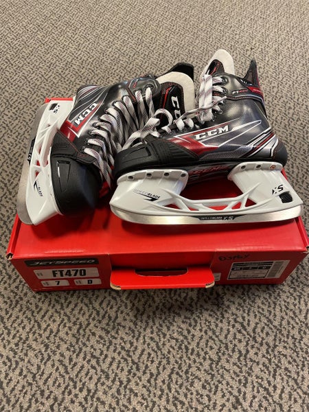 Senior CCM JetSpeed FT470 Regular Width  Size 7 Hockey Skates