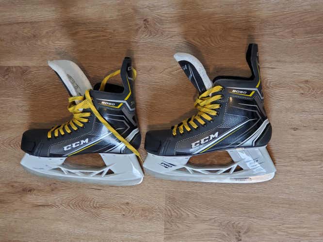 Used Senior CCM Tacks 9050 Hockey Skates Regular Width Size 7