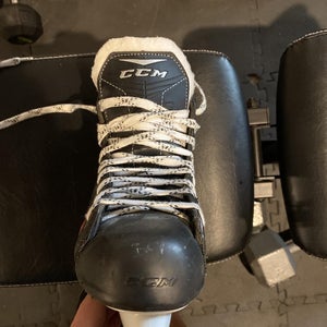 Used CCM   Size 5 RBZ 40 Hockey Skates