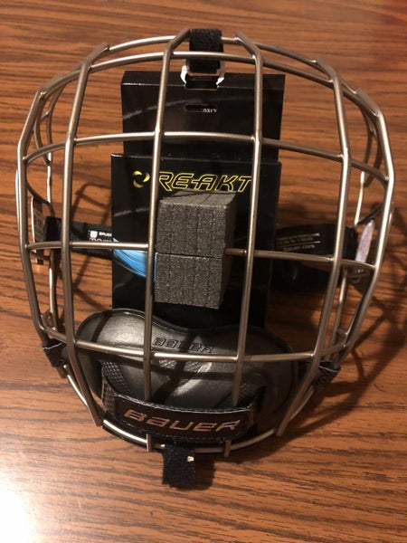Bauer Re-Akt Facemask Cage Medium
