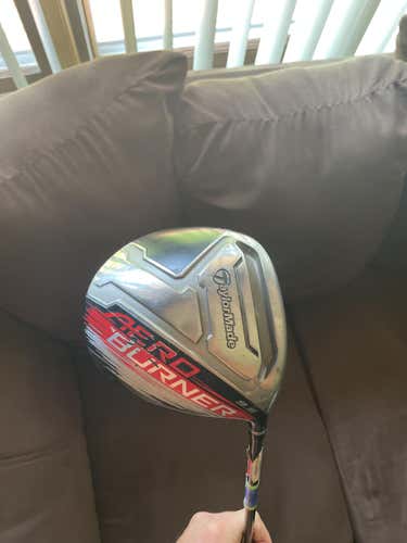 Used TaylorMade Right Handed AeroBurner Driver Stiff Flex 9.5 Loft