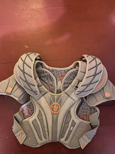 Used Medium Warrior Burn Hitman Shoulder Pads