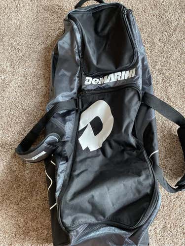 DeMarini Momentum Wheeled Bag