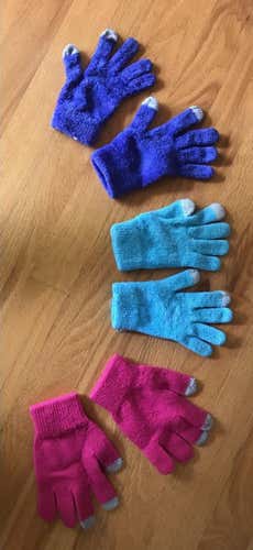 Three Pairs of Youth One Size Fits All Fall/Winter Gloves