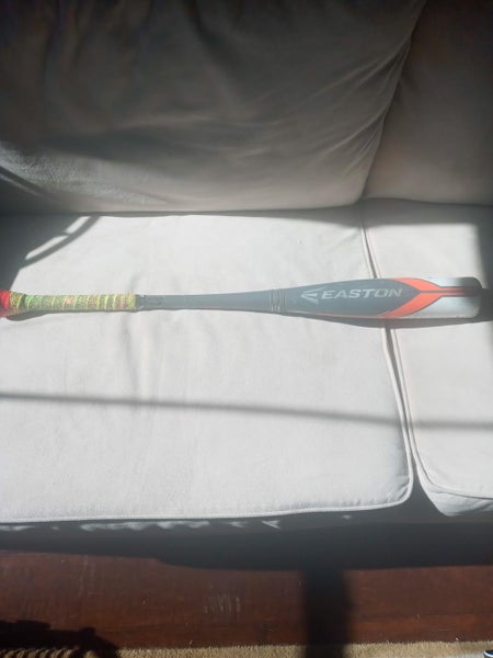 Used Kid Pitch (9YO-13YO) USSSA Certified 2018 Easton Composite Ghost X Bat (-5) 26 oz 31"