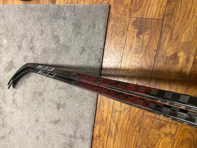 *Light Use* Jetspeed  FT3 Pro p90TM 85 Flex RH -2 Pack