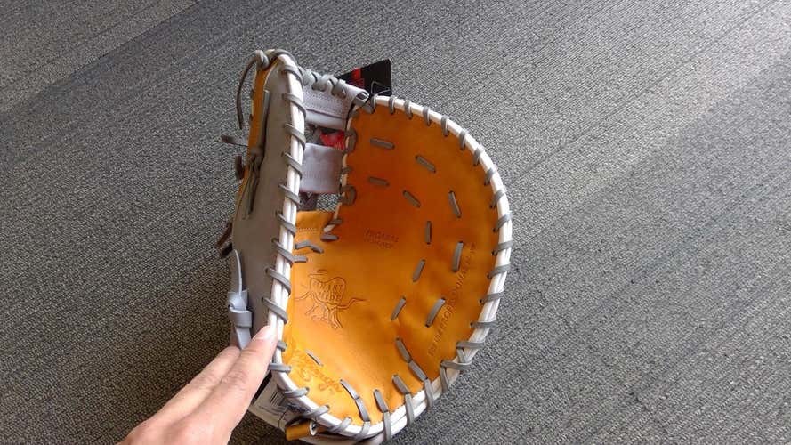New Rawlings Right Hand Throw First Base Heart of the Hide Baseball Glove 12.75"