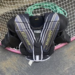 Used Small Bauer  Supreme S190 Goalie Chest Protector