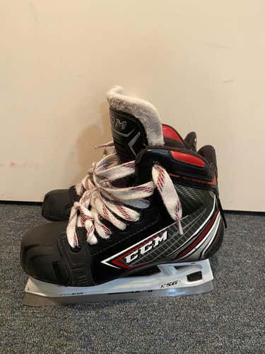 Used Junior CCM Goalie Skates Regular Width Size 2